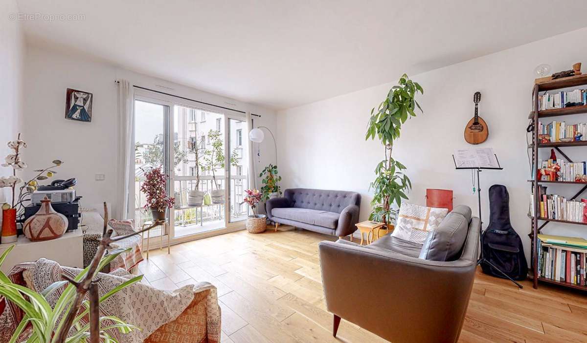 Appartement à PARIS-20E