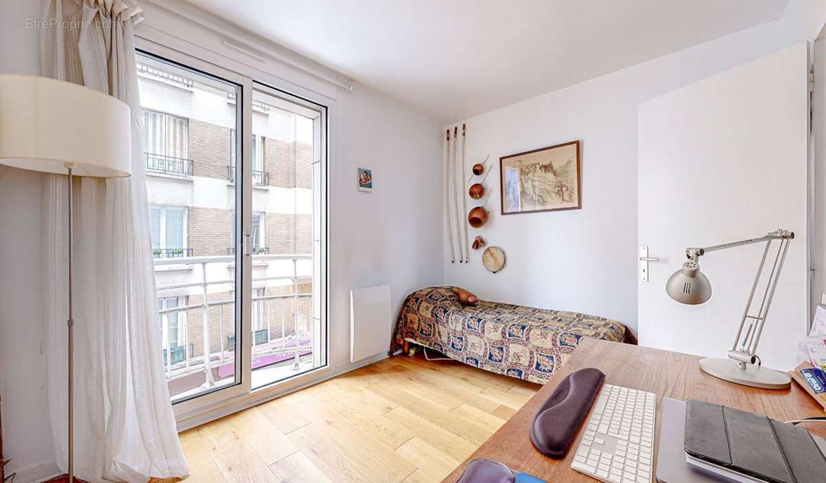 Appartement à PARIS-20E