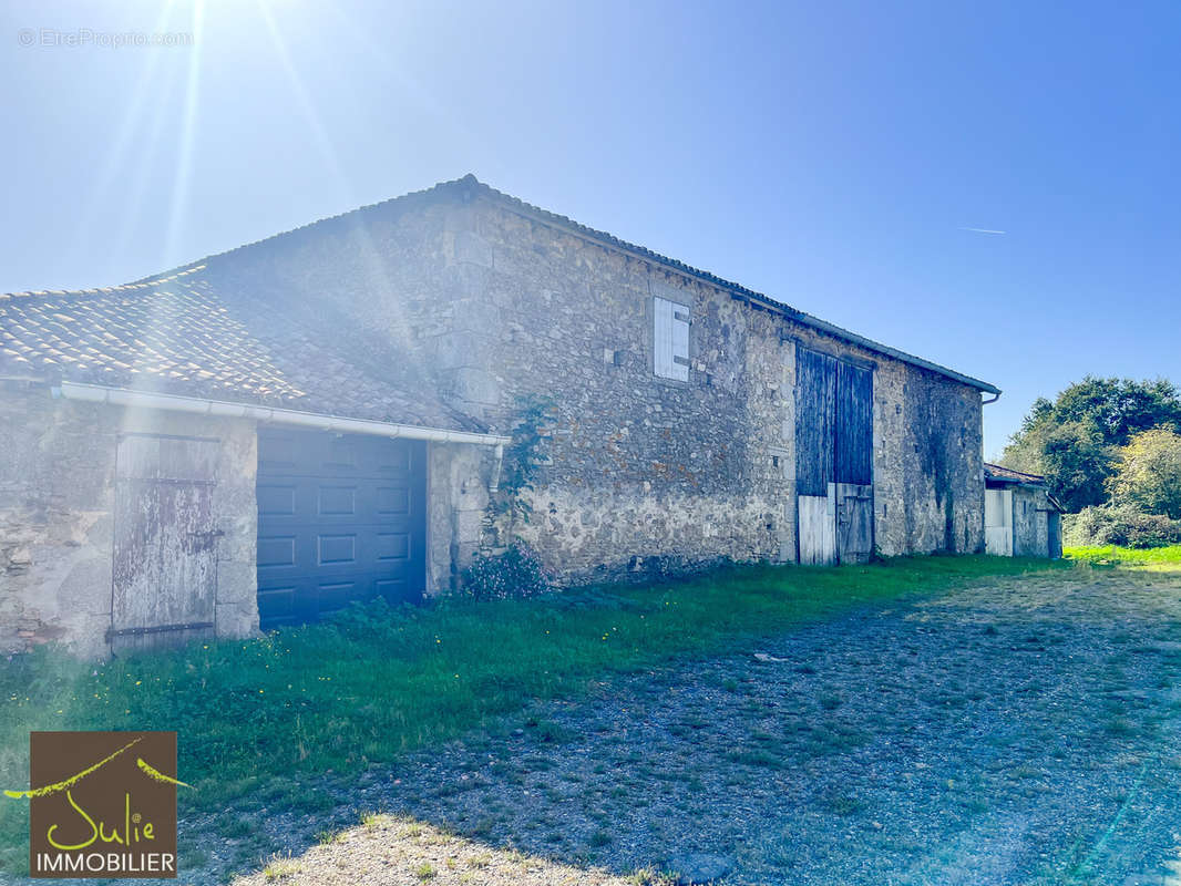 Maison à BRESSUIRE