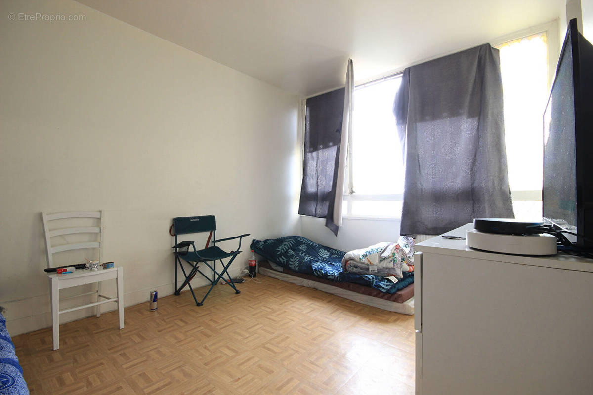 Appartement à AUBERVILLIERS