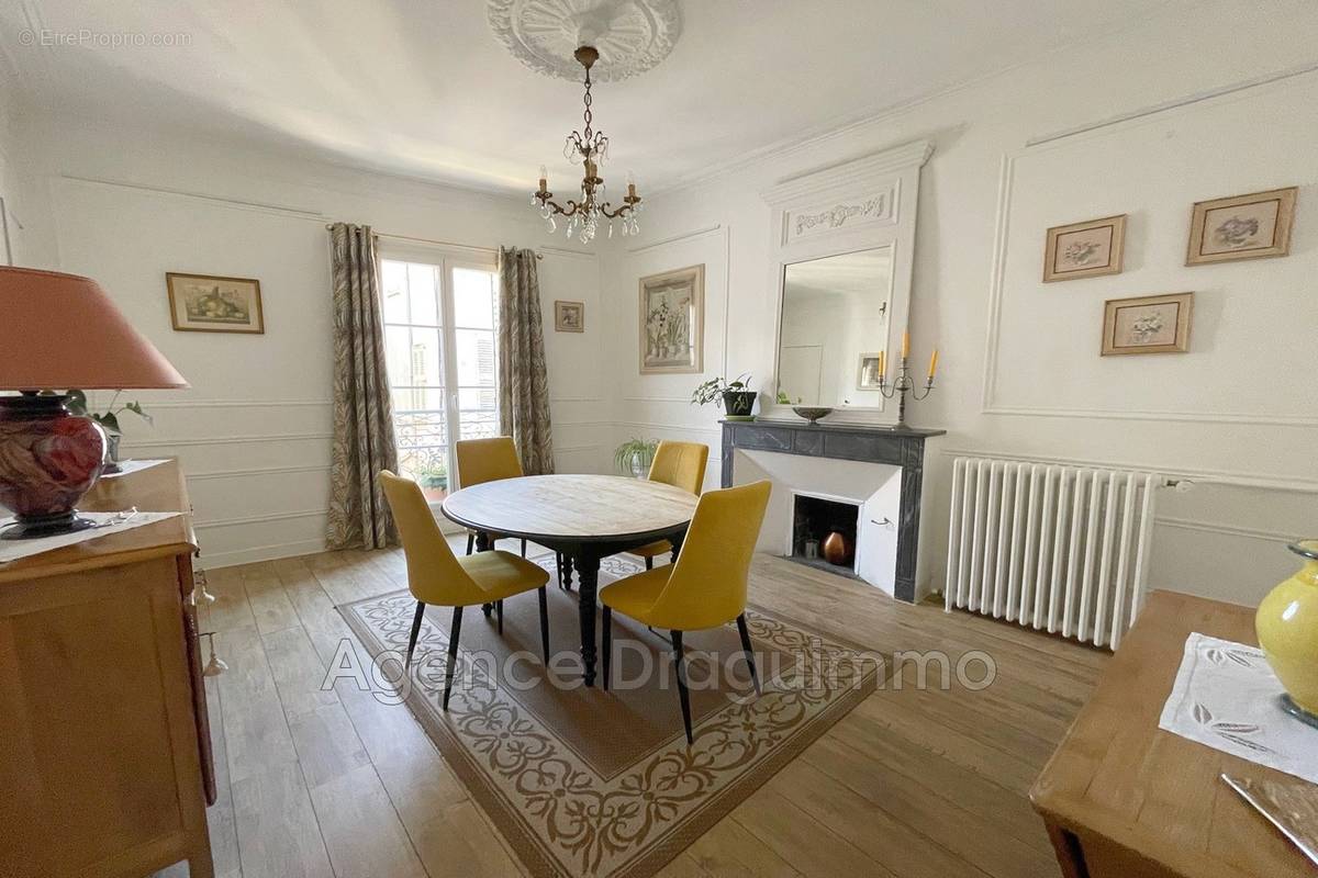 Appartement à DRAGUIGNAN