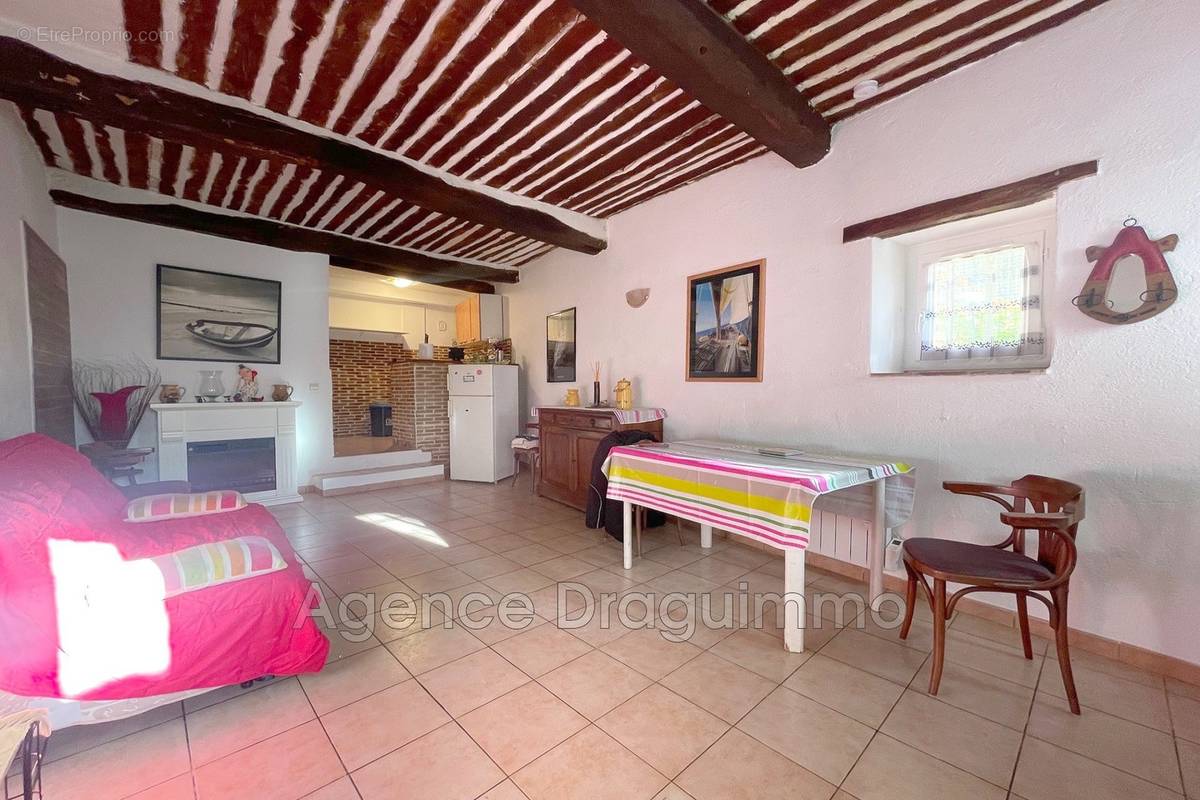 Appartement à DRAGUIGNAN