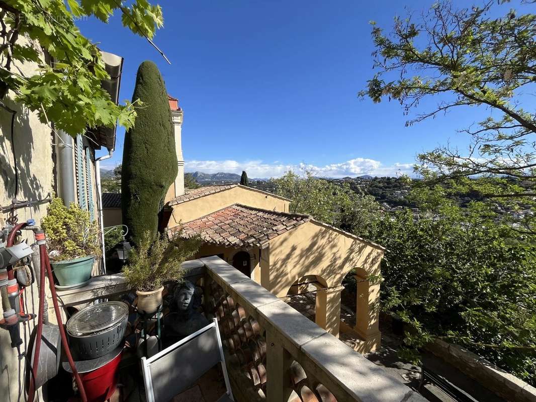 Maison à CAGNES-SUR-MER