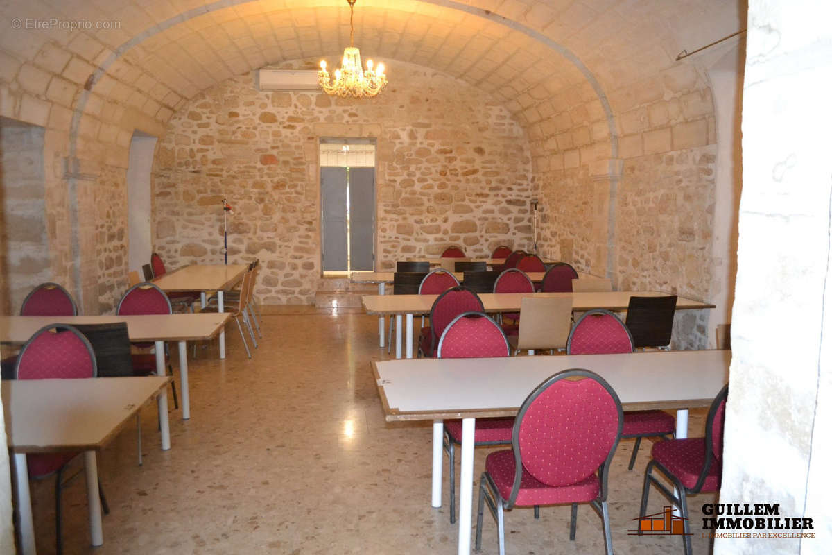 Salle de réception - Appartement à BEAUCAIRE