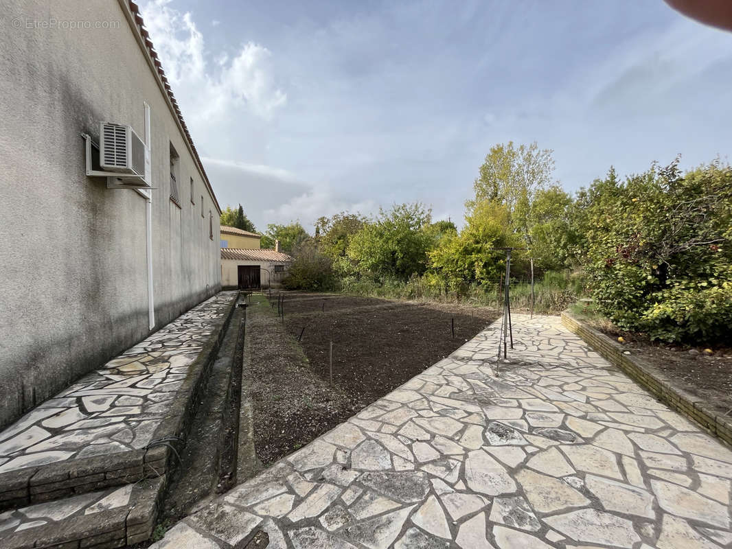 Maison à LEZIGNAN-CORBIERES