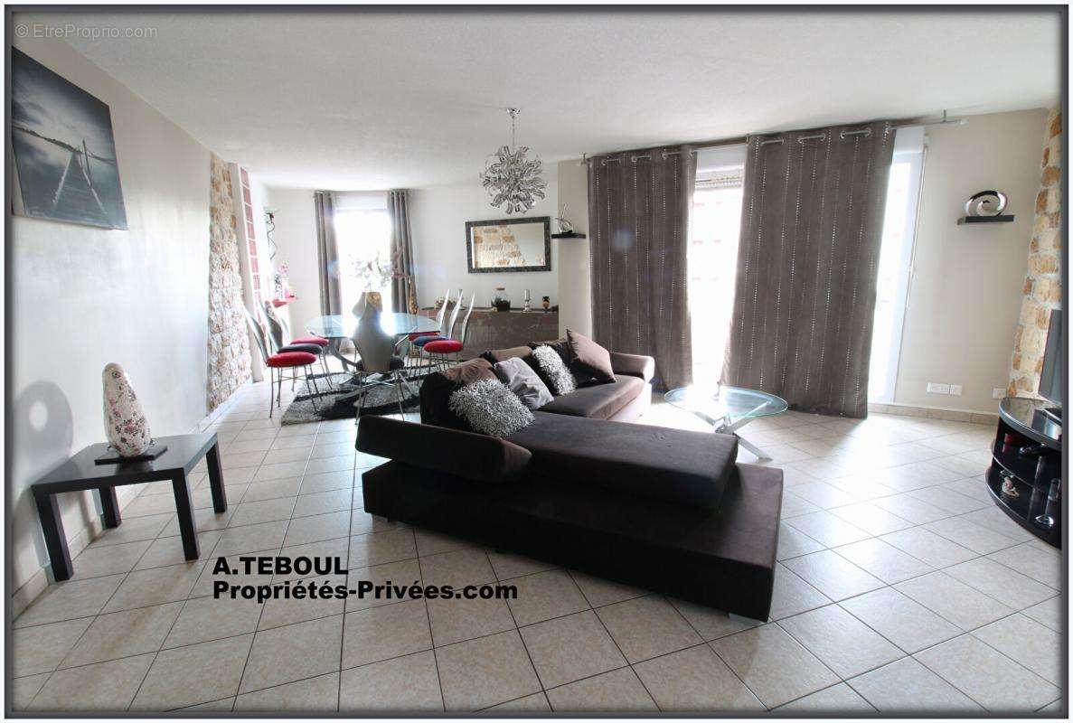 Appartement à VILLEURBANNE