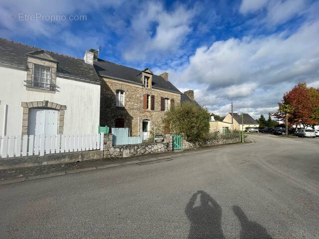 Maison à CAMORS