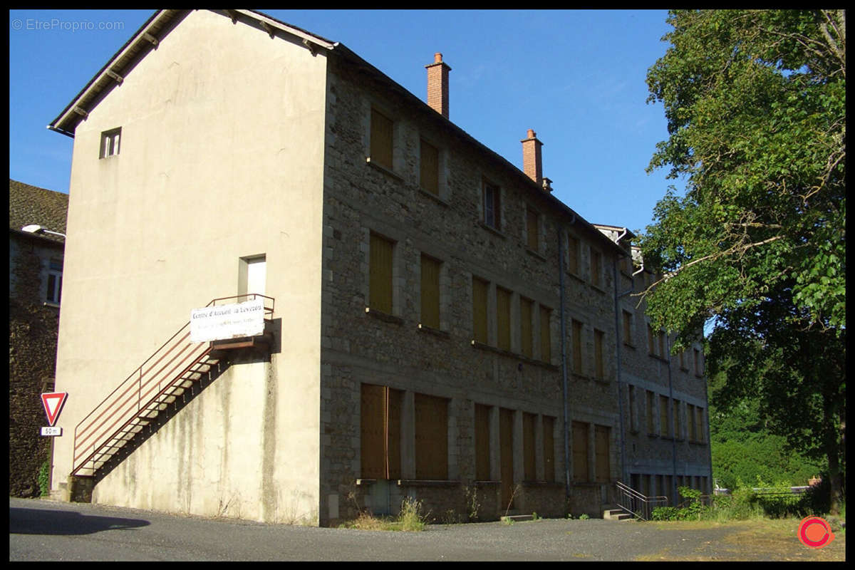 Appartement à PONT-DE-SALARS