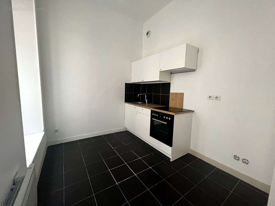 Appartement à MARSEILLE-2E