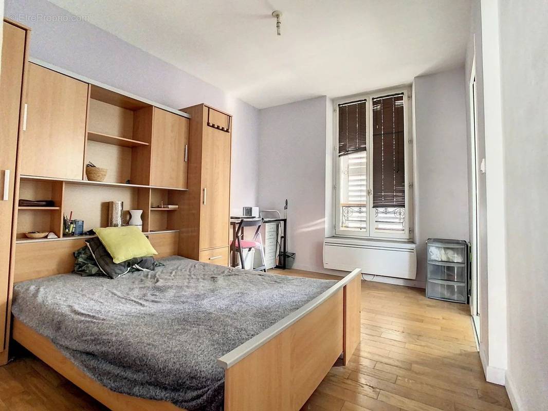 Appartement à VILLENEUVE-SAINT-GEORGES