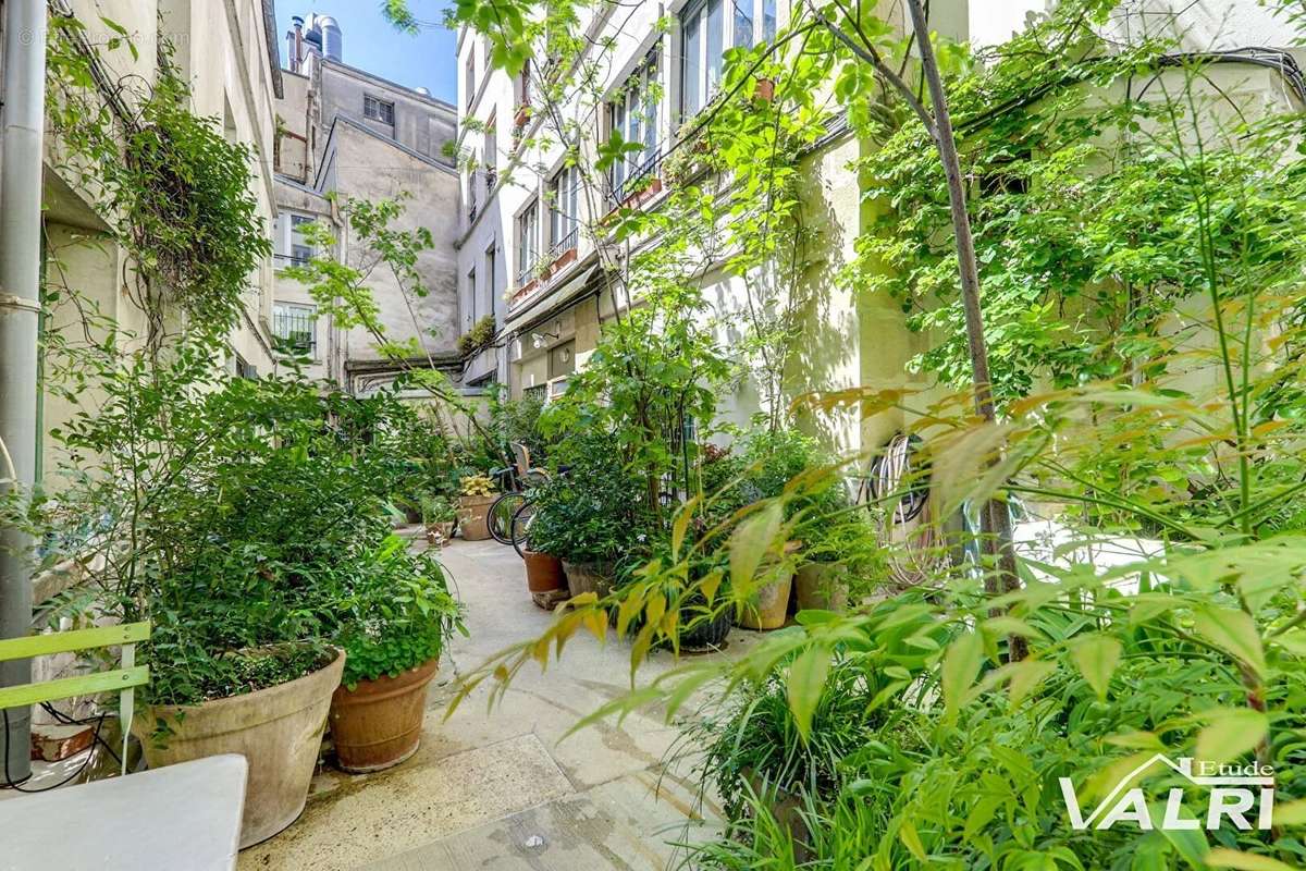 Appartement à PARIS-11E