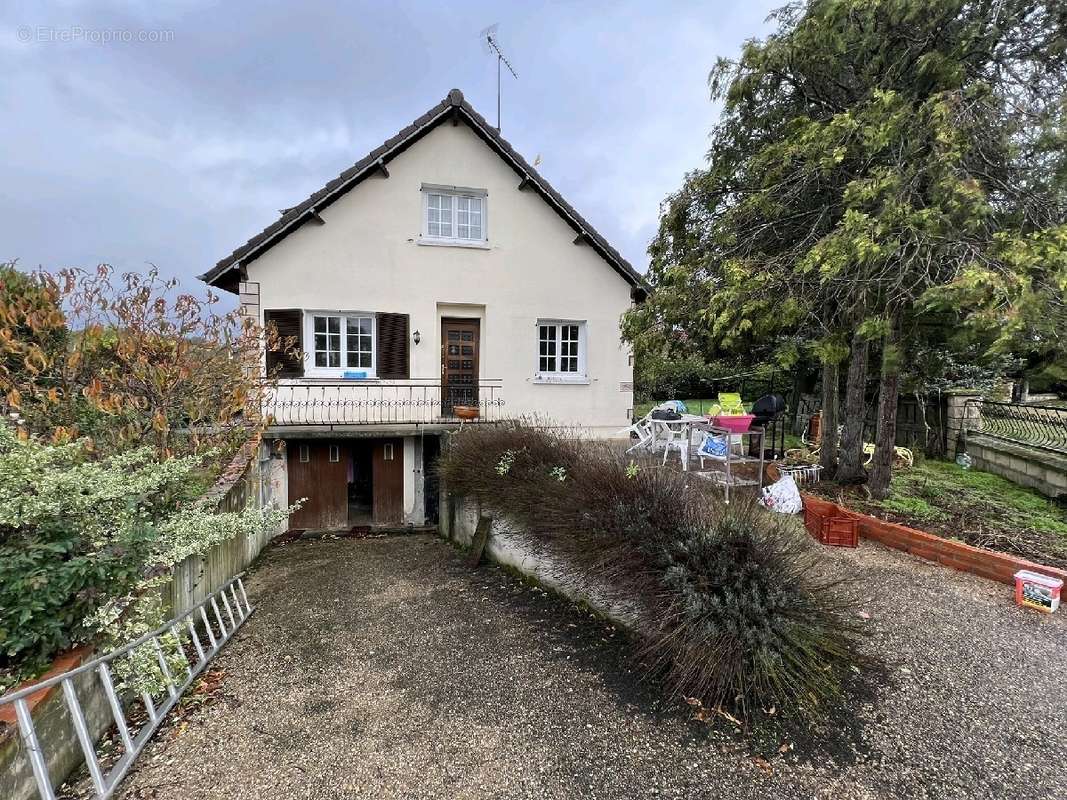 Maison à COURTENAY