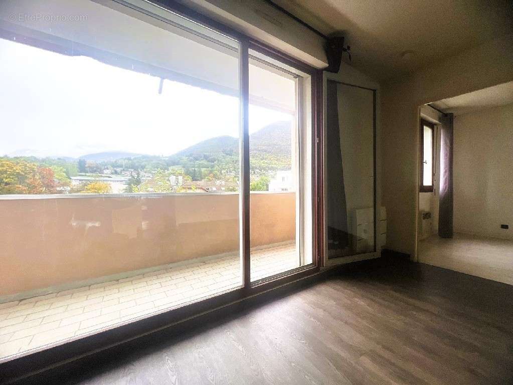 Appartement à ANNECY-LE-VIEUX