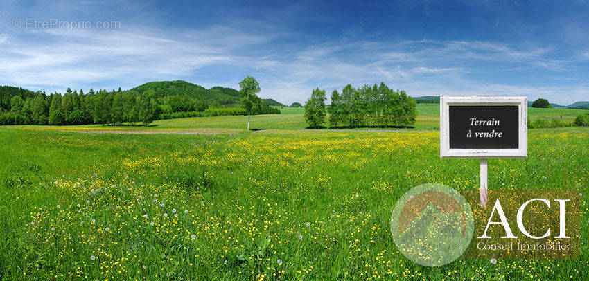 Terrain à ETREPAGNY