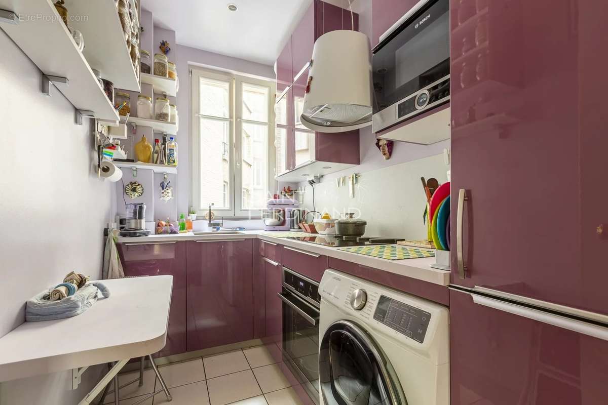 Appartement à PARIS-15E