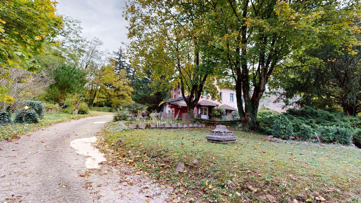 Autre à SAINT-RAMBERT-EN-BUGEY