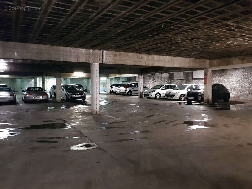 Parking à BOULOGNE-SUR-MER