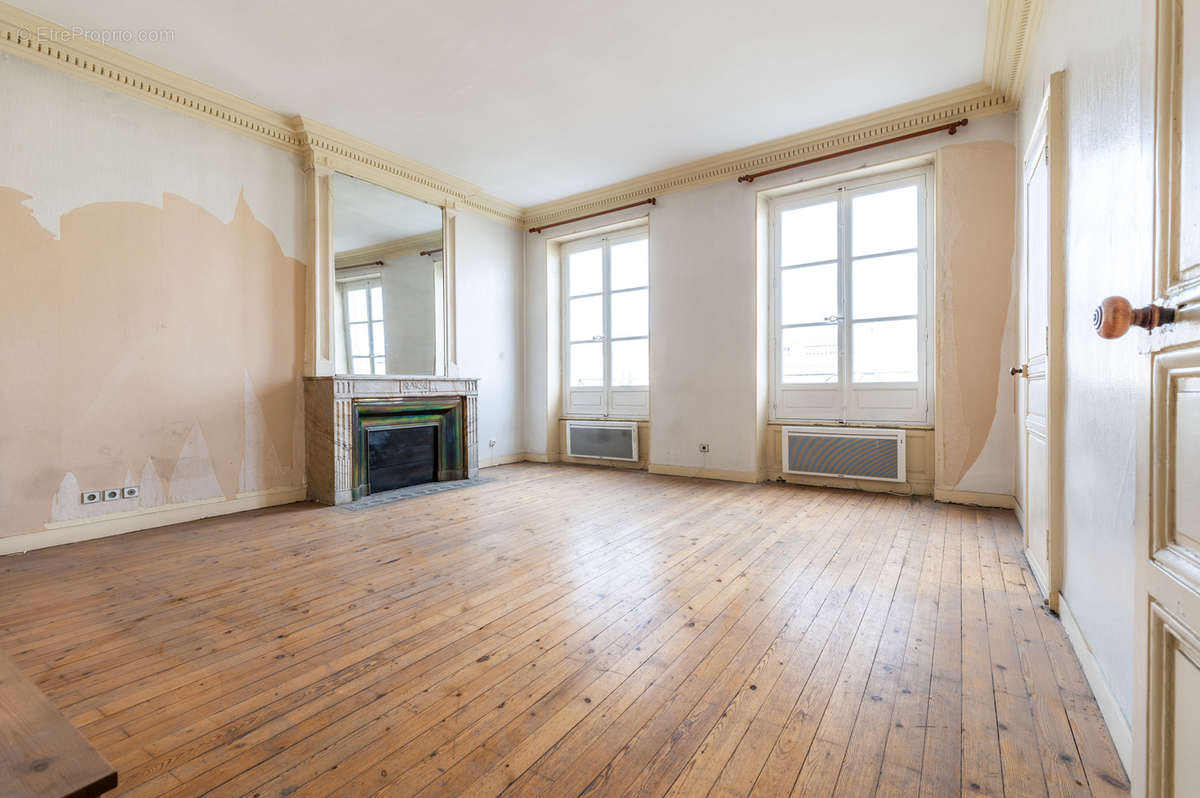 Appartement à BORDEAUX