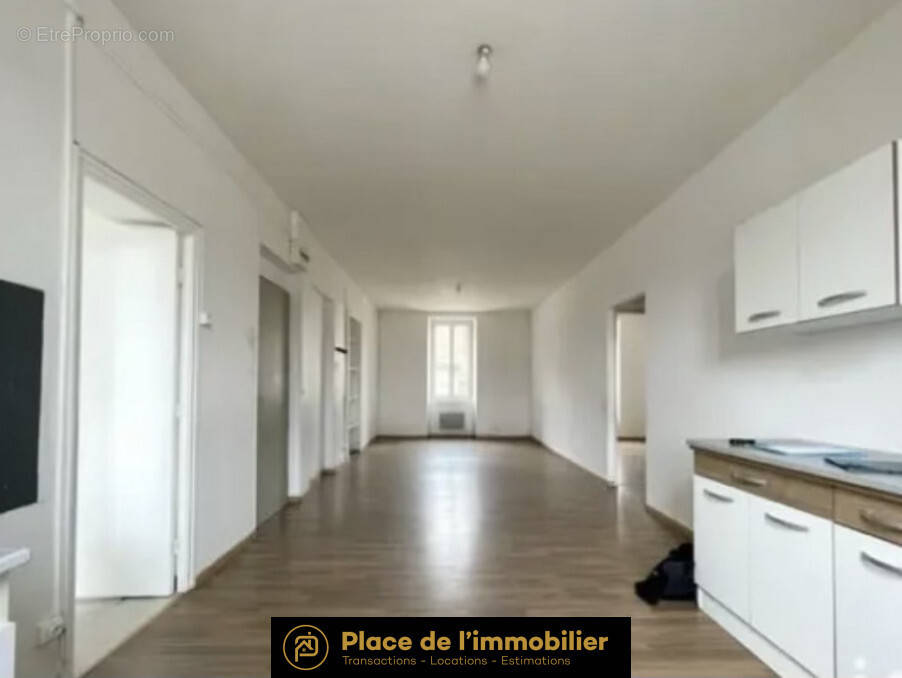 Appartement à MOLIERES-SUR-CEZE