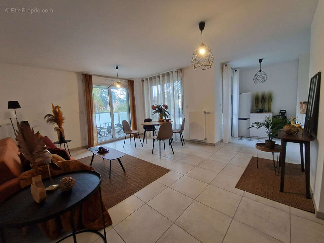 Appartement à TASSIN-LA-DEMI-LUNE