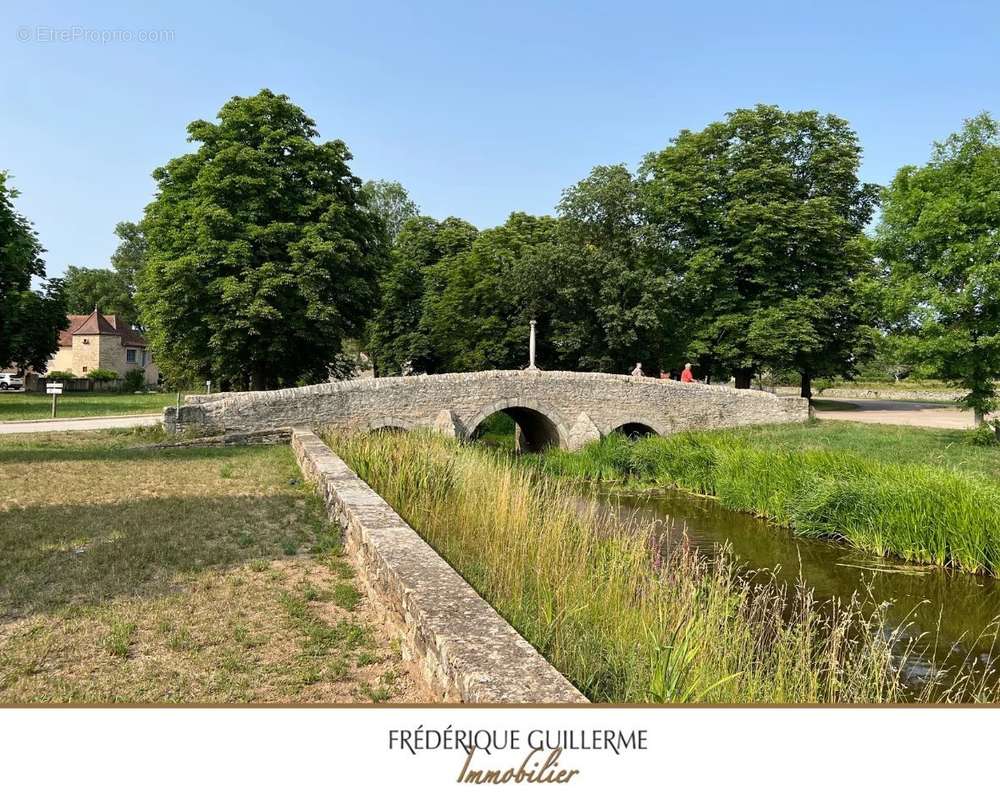 Appartement à CLUNY