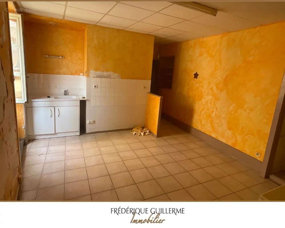 Appartement à CLUNY