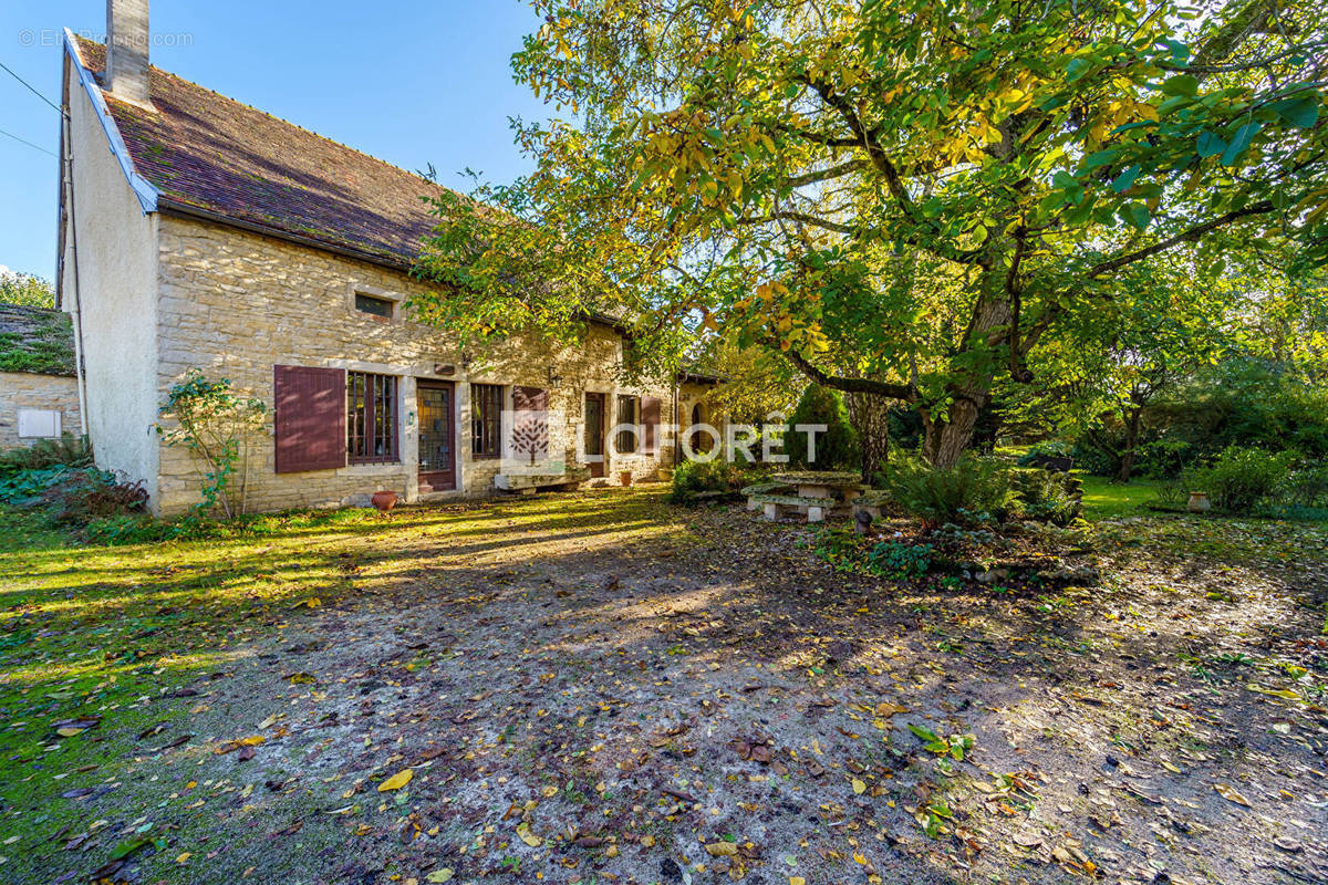 Maison à POUILLY-EN-AUXOIS