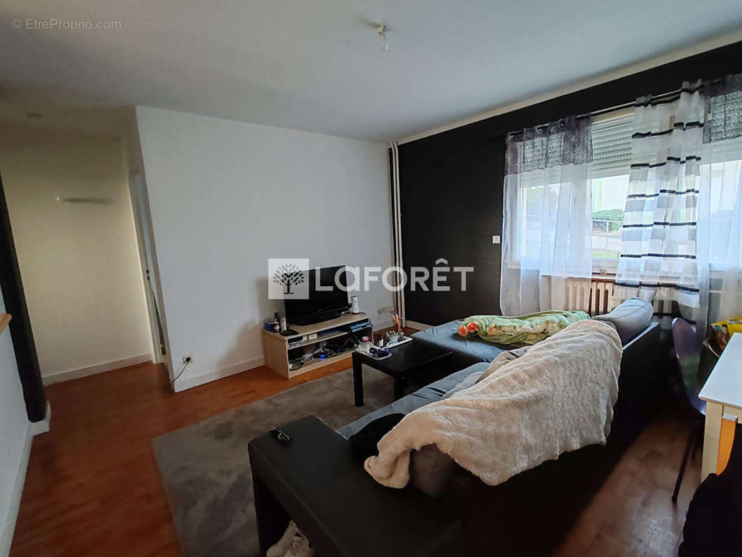 Appartement à SAINT-ETIENNE