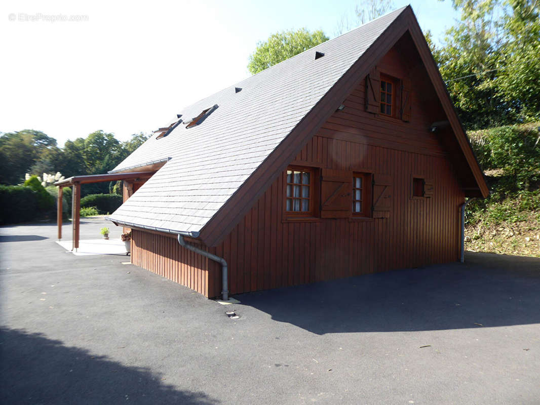 Maison à PONT-L&#039;EVEQUE