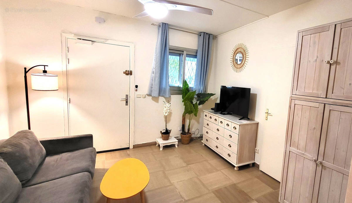 Appartement à VILLENEUVE-LOUBET