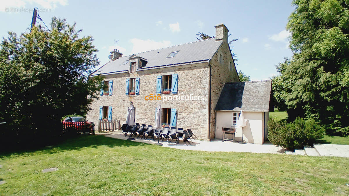 Maison à LANGUIDIC