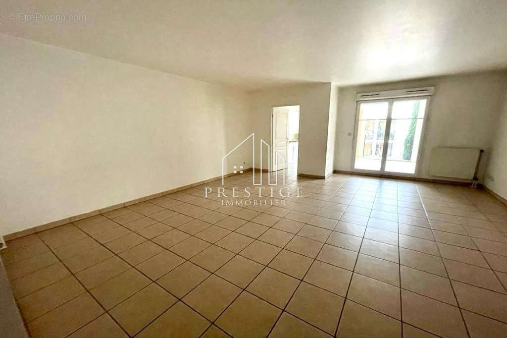 Appartement à AUBAGNE