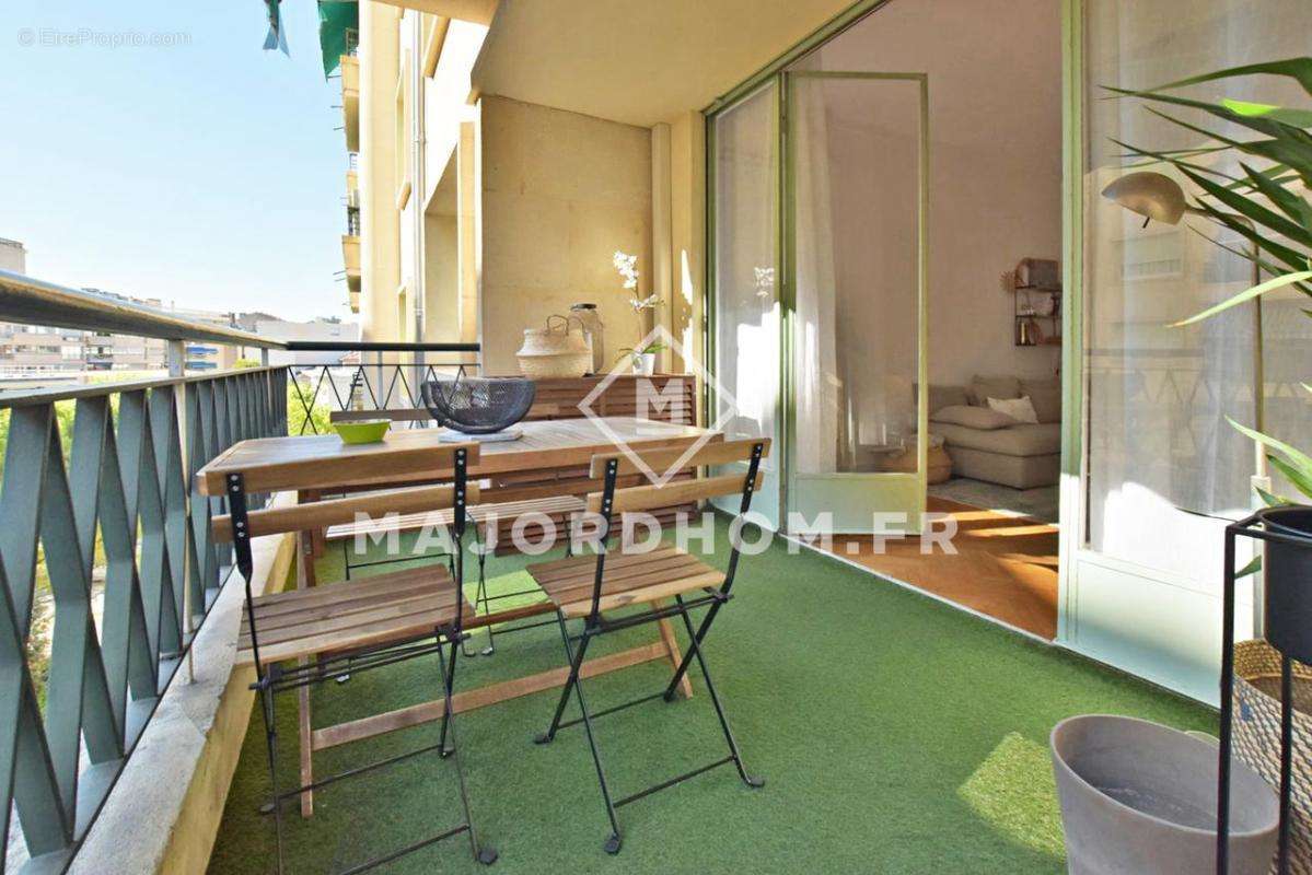 Appartement à MARSEILLE-8E