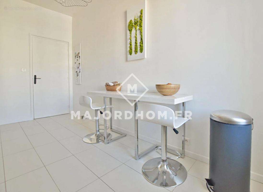 Appartement à MARSEILLE-8E