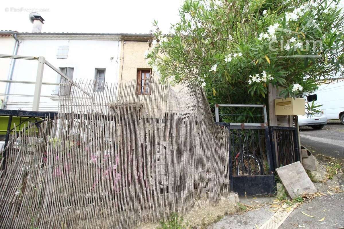 Maison à ANTUGNAC