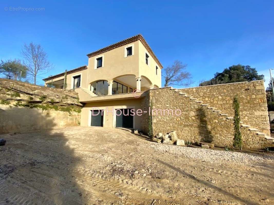 Maison à UZES