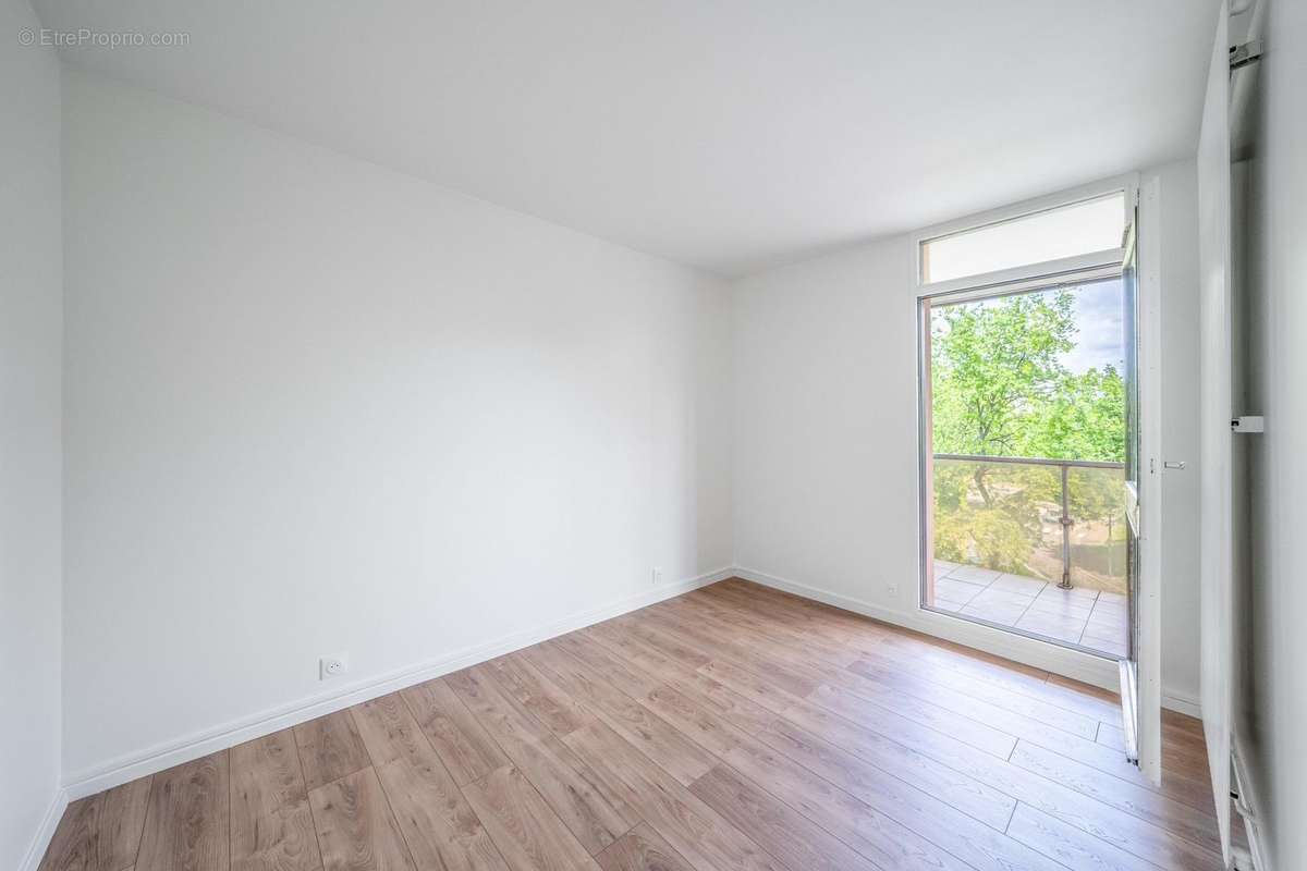 Appartement à MAISONS-ALFORT