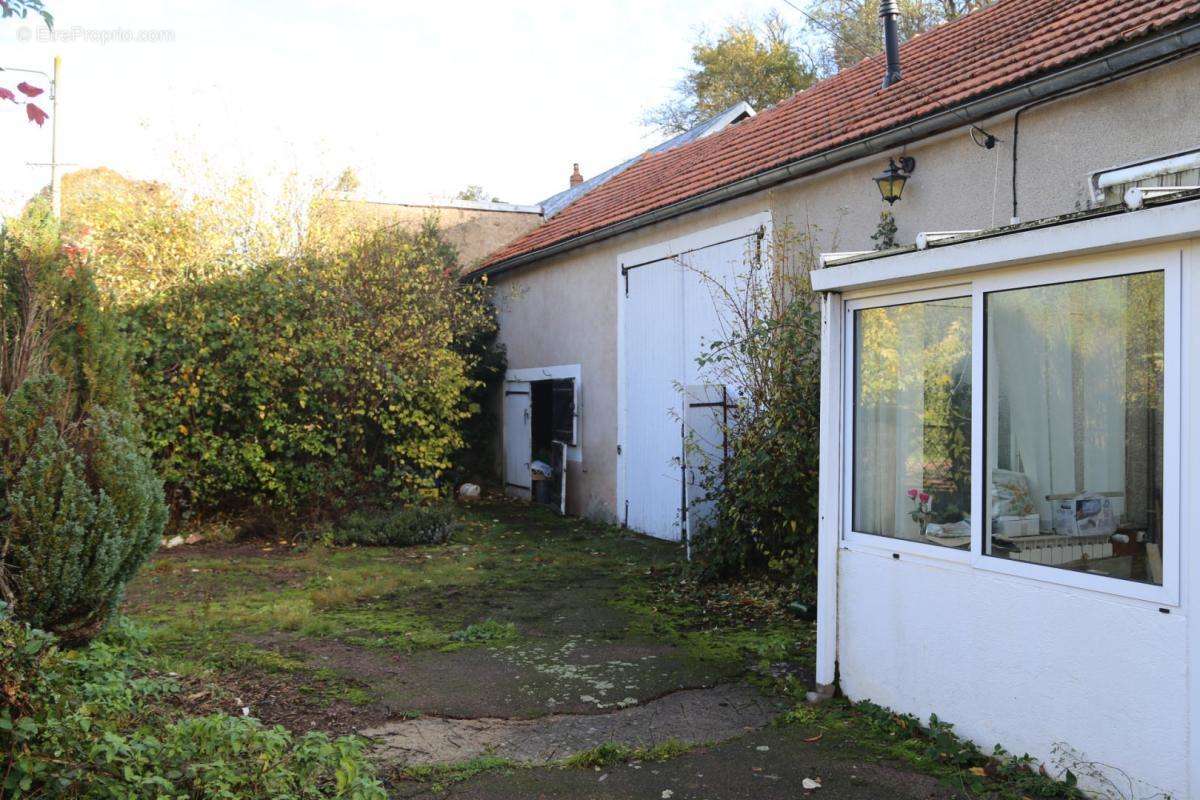 Maison à MOUX-EN-MORVAN