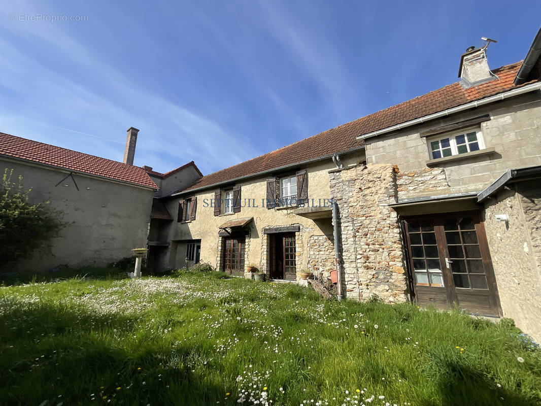 Maison à SEPTEUIL