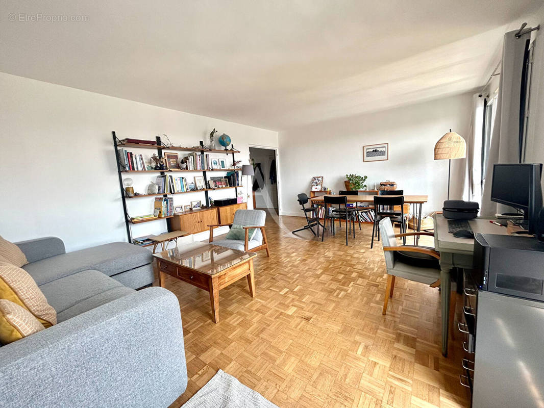 Appartement à FONTENAY-SOUS-BOIS