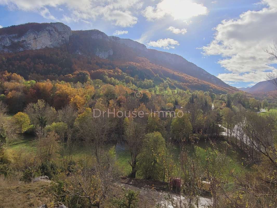 Terrain à LA CHAPELLE-EN-VERCORS