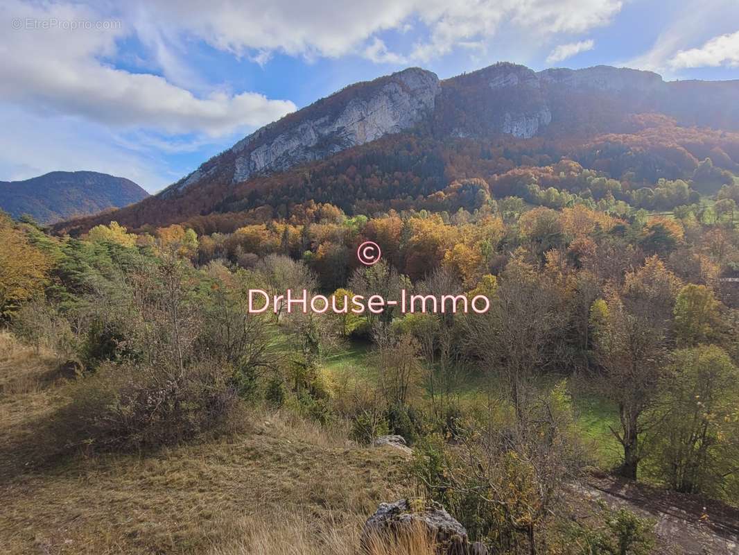 Terrain à LA CHAPELLE-EN-VERCORS