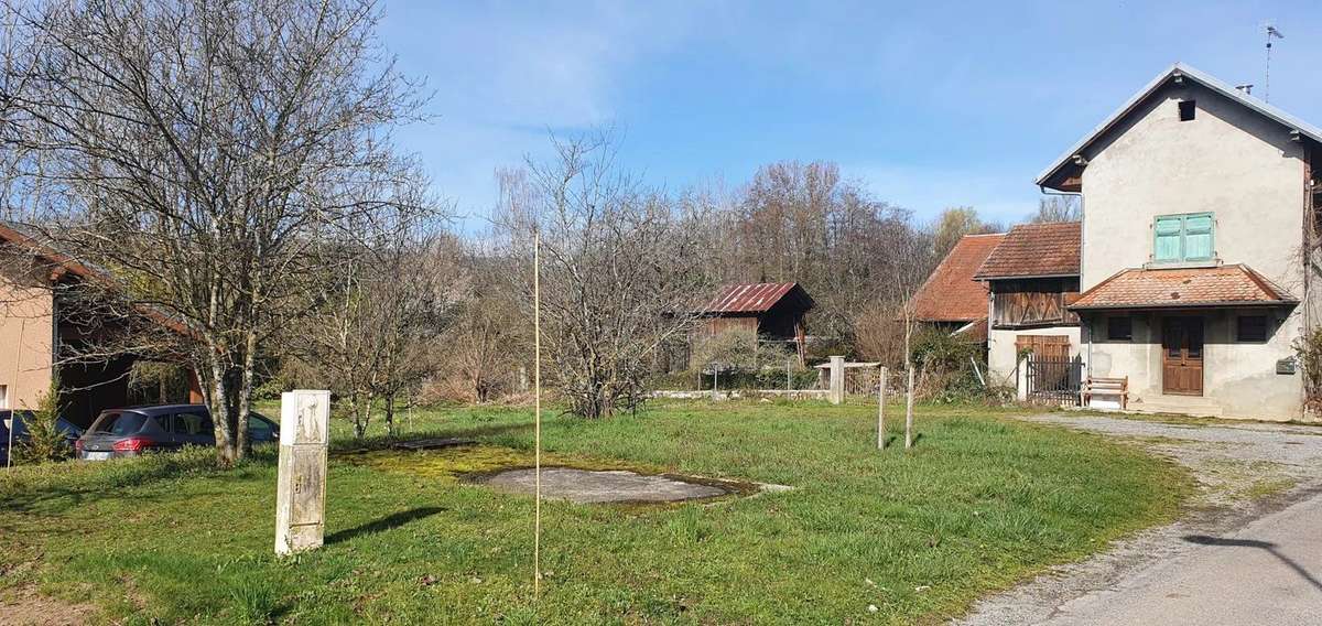 Maison à CORNIER