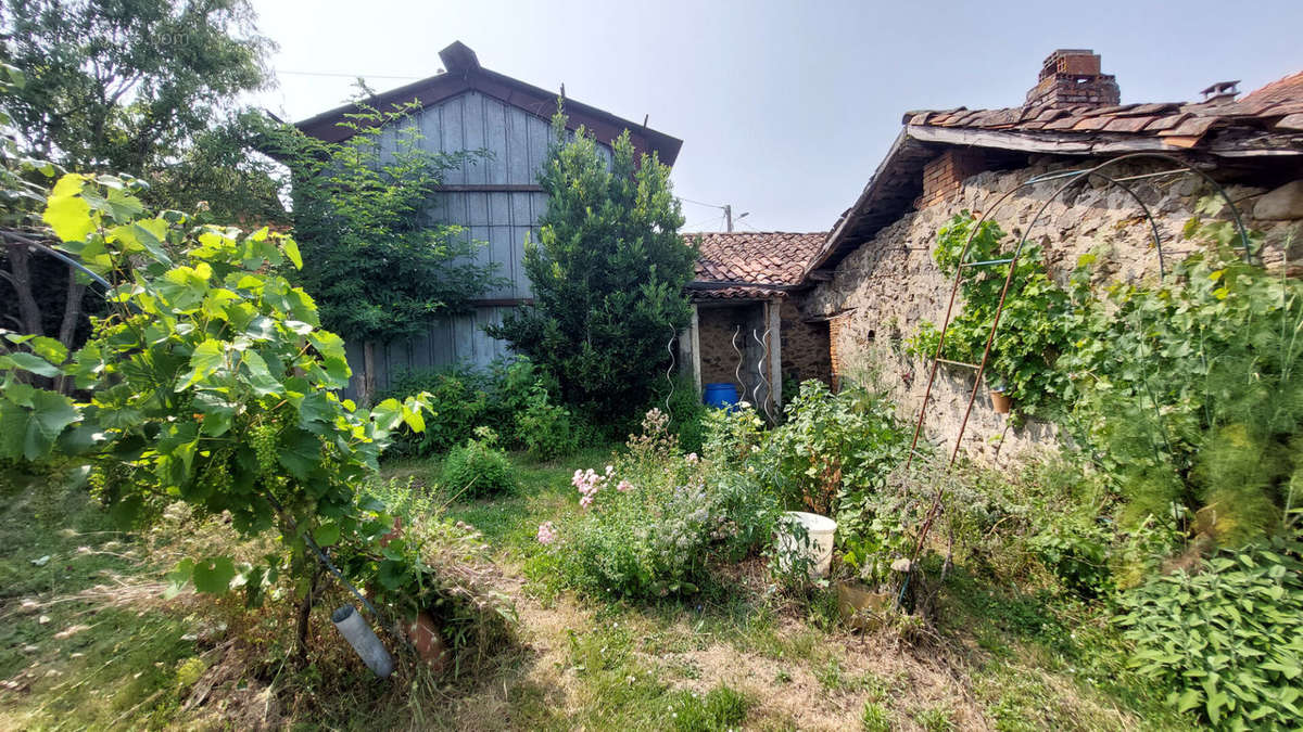 Maison à CHASSENON