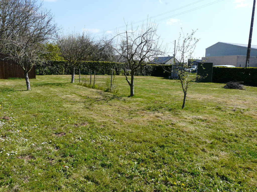 Terrain à RANNEE