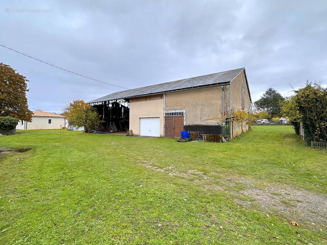 Maison à BIGNOUX