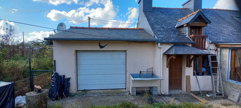 Maison à PLOUGONVER