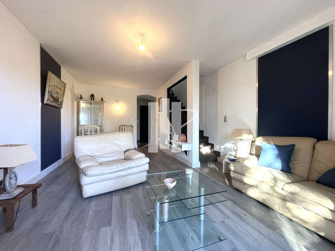 Appartement à SAINT-RAPHAEL