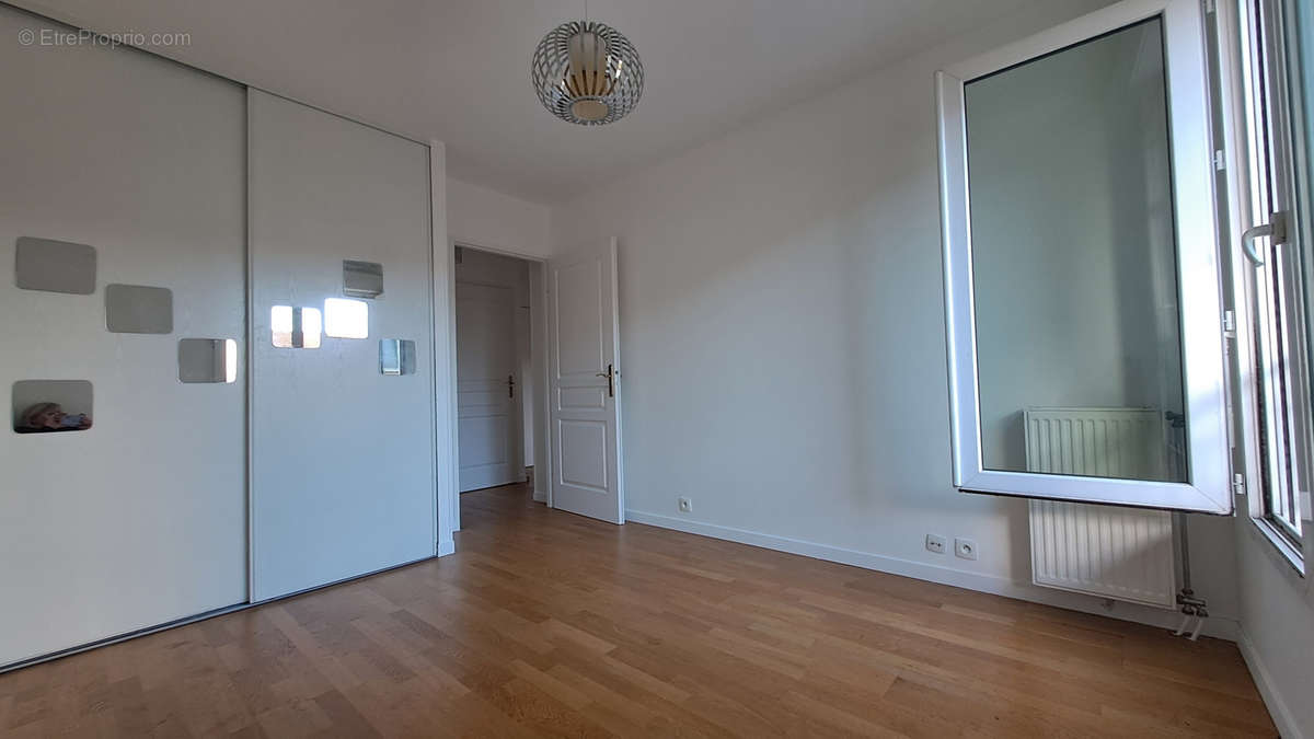 Appartement à NOGENT-SUR-MARNE