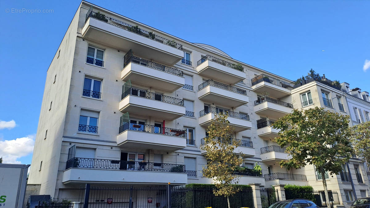 Appartement à NOGENT-SUR-MARNE